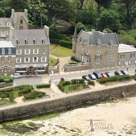 Aux Tamaris - Vue Hotel